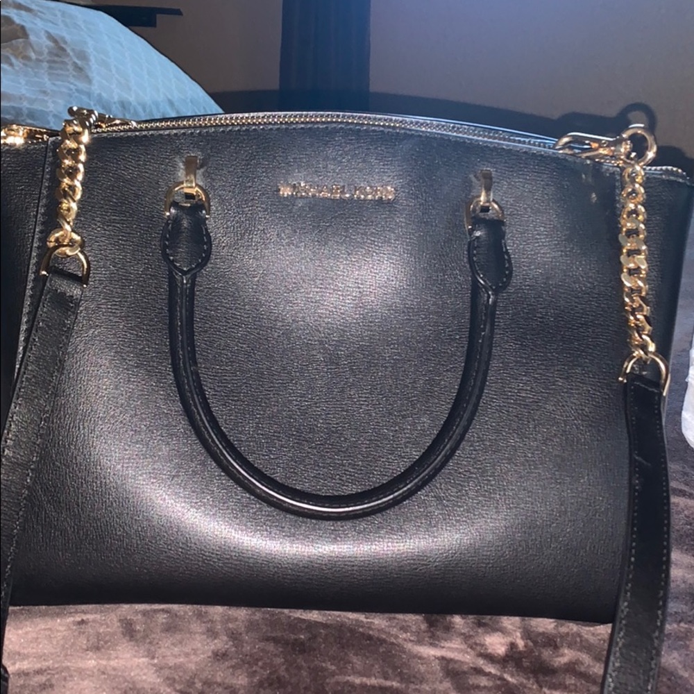 Micheal Kors shoulder and cross body bag